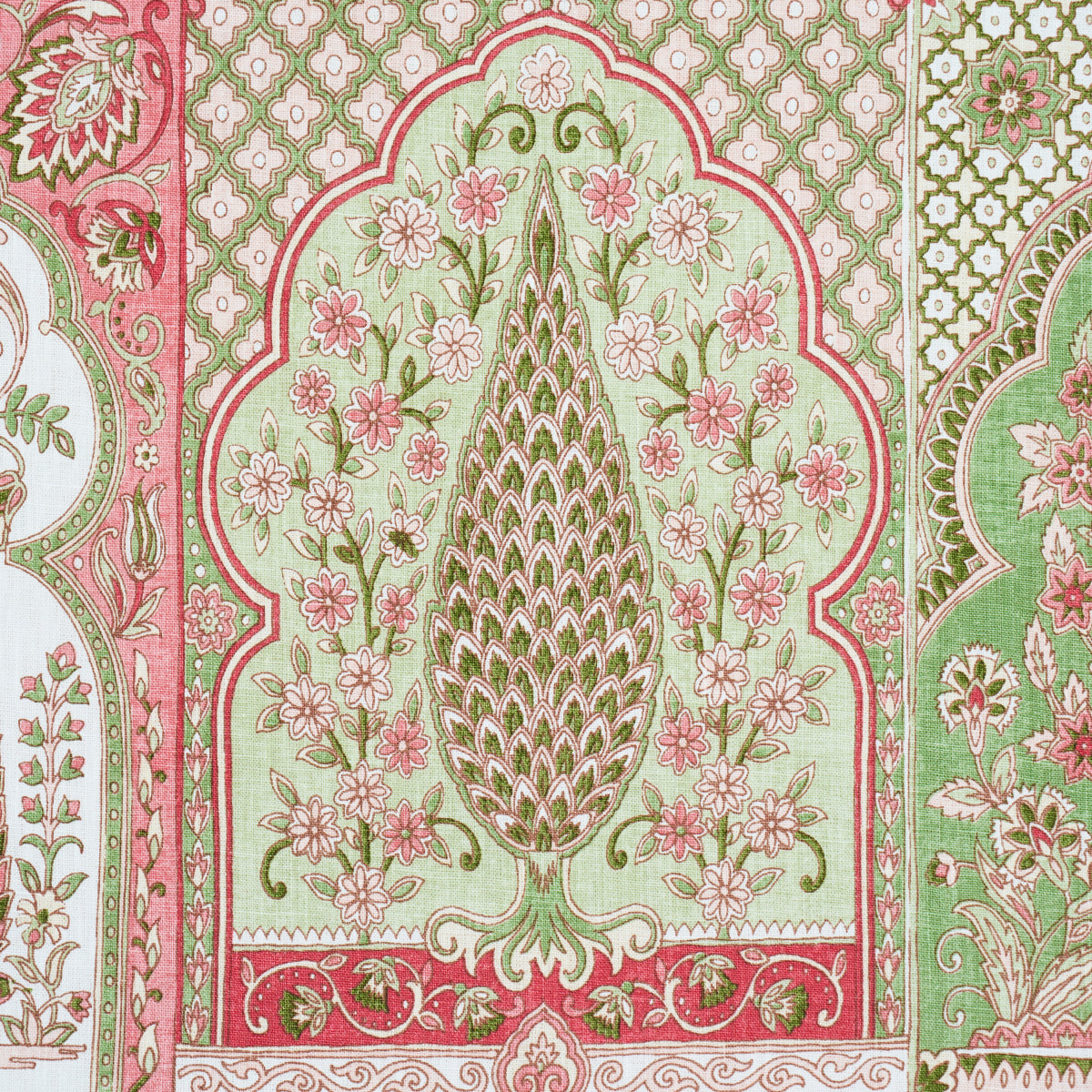 BARRA PALACE | Pink & Green