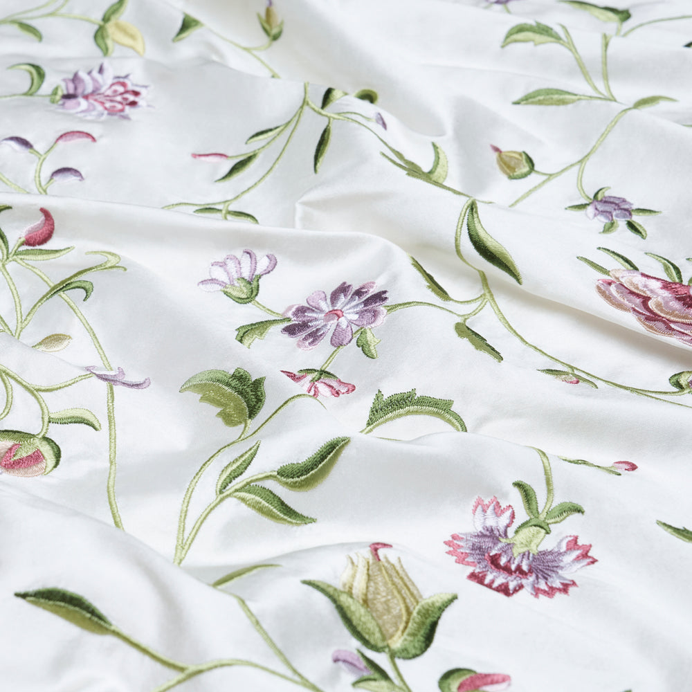 COLETTE EMBROIDERY | Petal