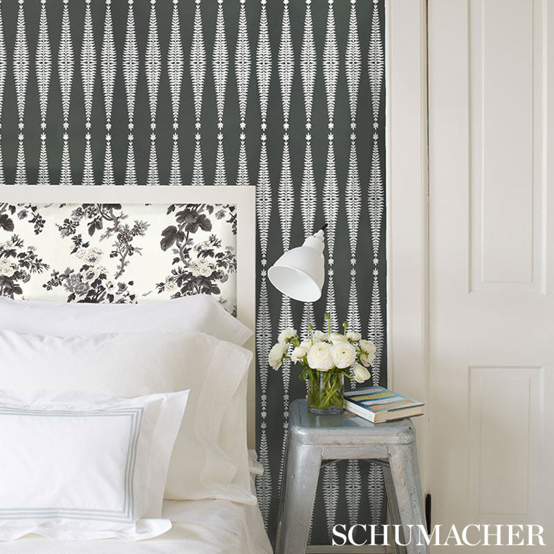 FERN TREE | Graphite