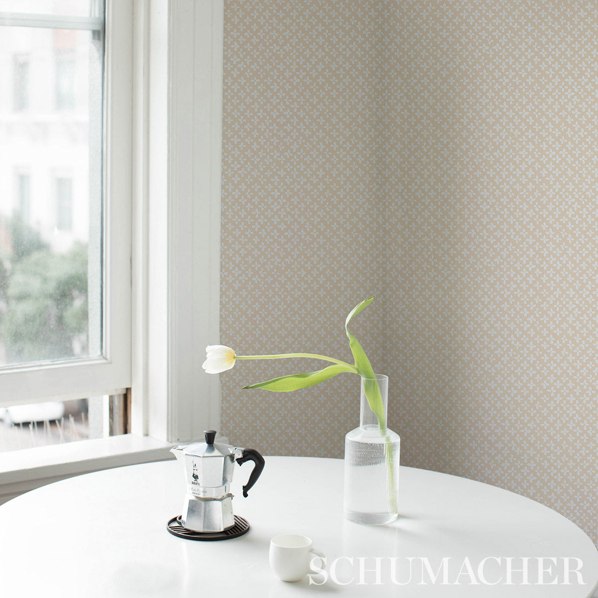 EMERSON | Ivory On Beige