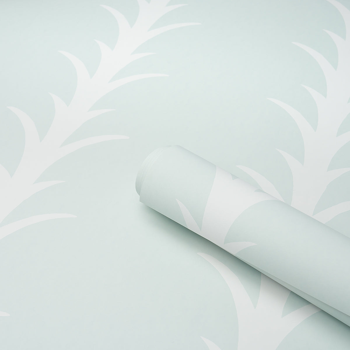 ACANTHUS STRIPE | Ivory On Mineral