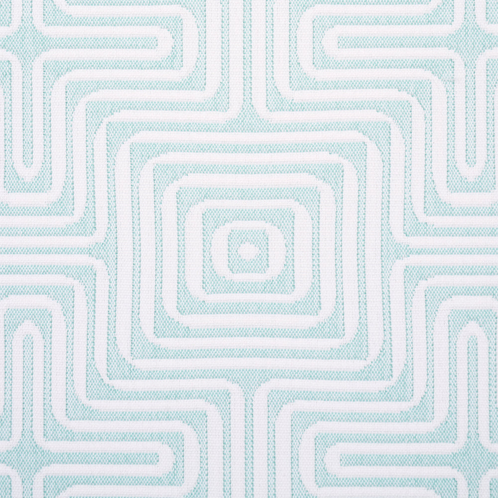 AMAZING MAZE INDOOR/OUTDOOR | Aqua Breeze