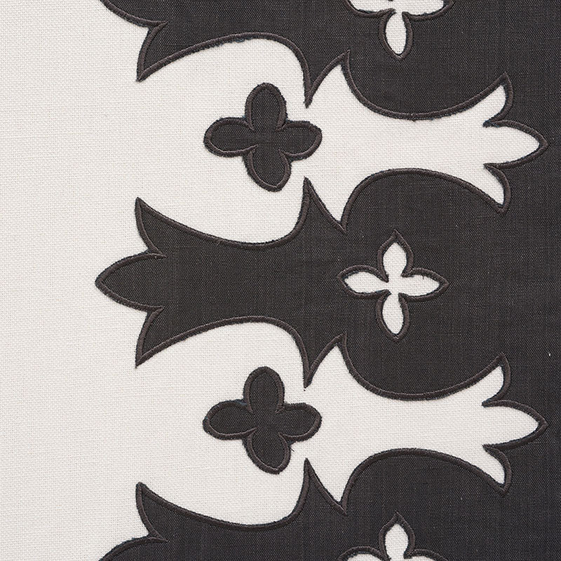 BERGAMA APPLIQUÉ | CARBON & IVORY