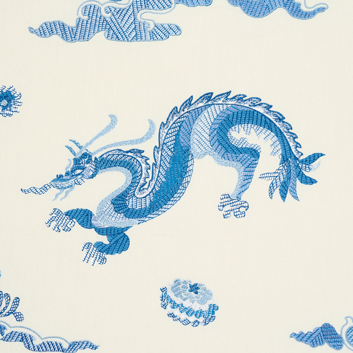 Hanlun Dragon Embroidery | Porcelain