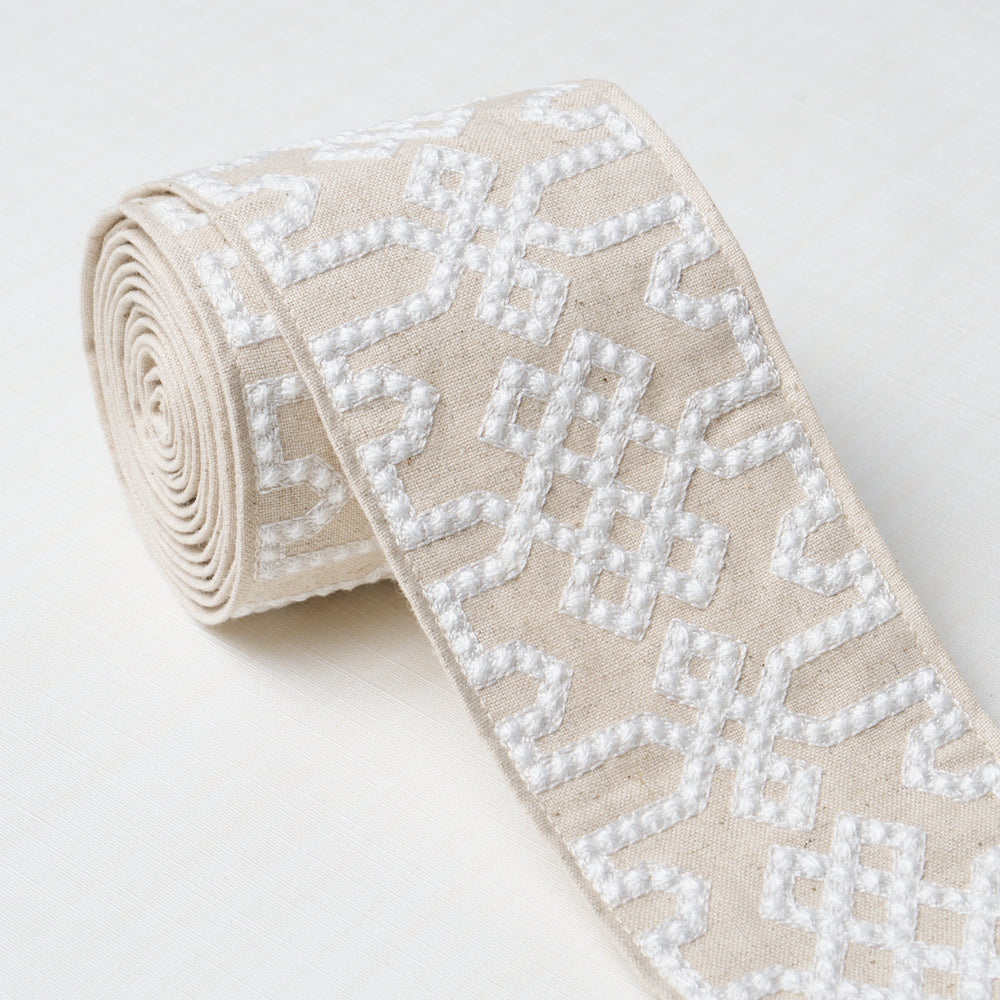 KNOTTED TRELLIS TAPE | Grey On Neutral