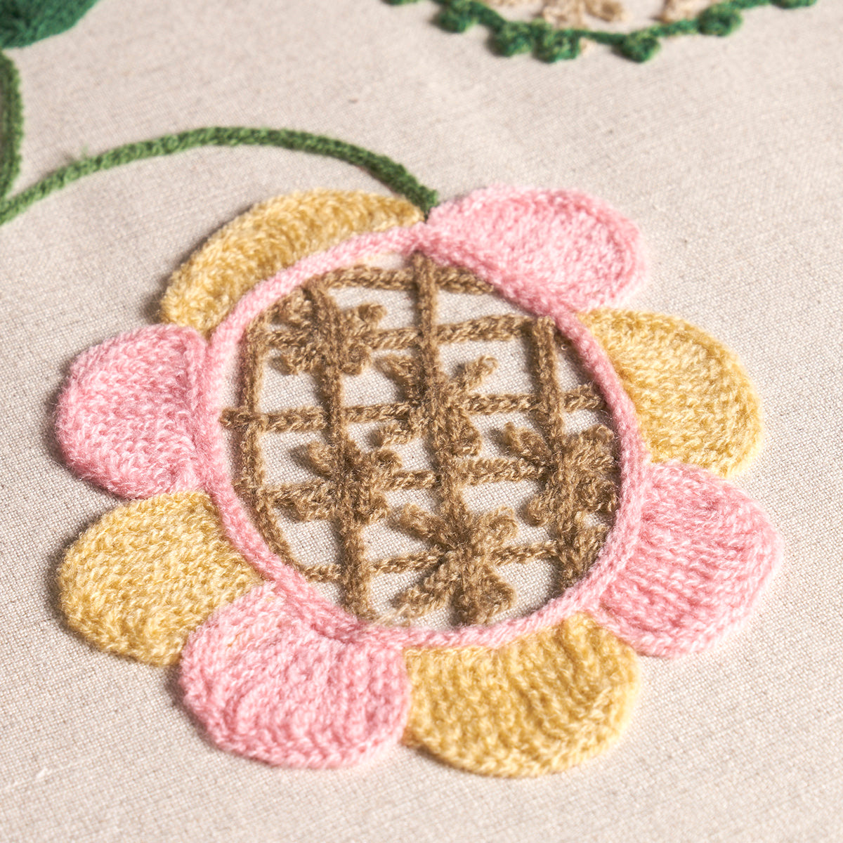 MANDEVILLA EMBROIDERY | PINK & GREEN