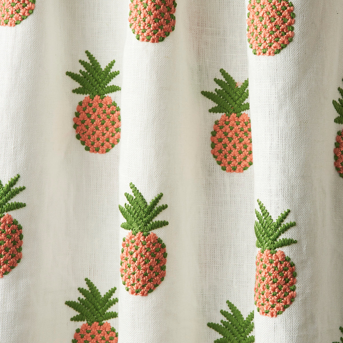 PINEAPPLE EMBROIDERY | Apricot On Ivory