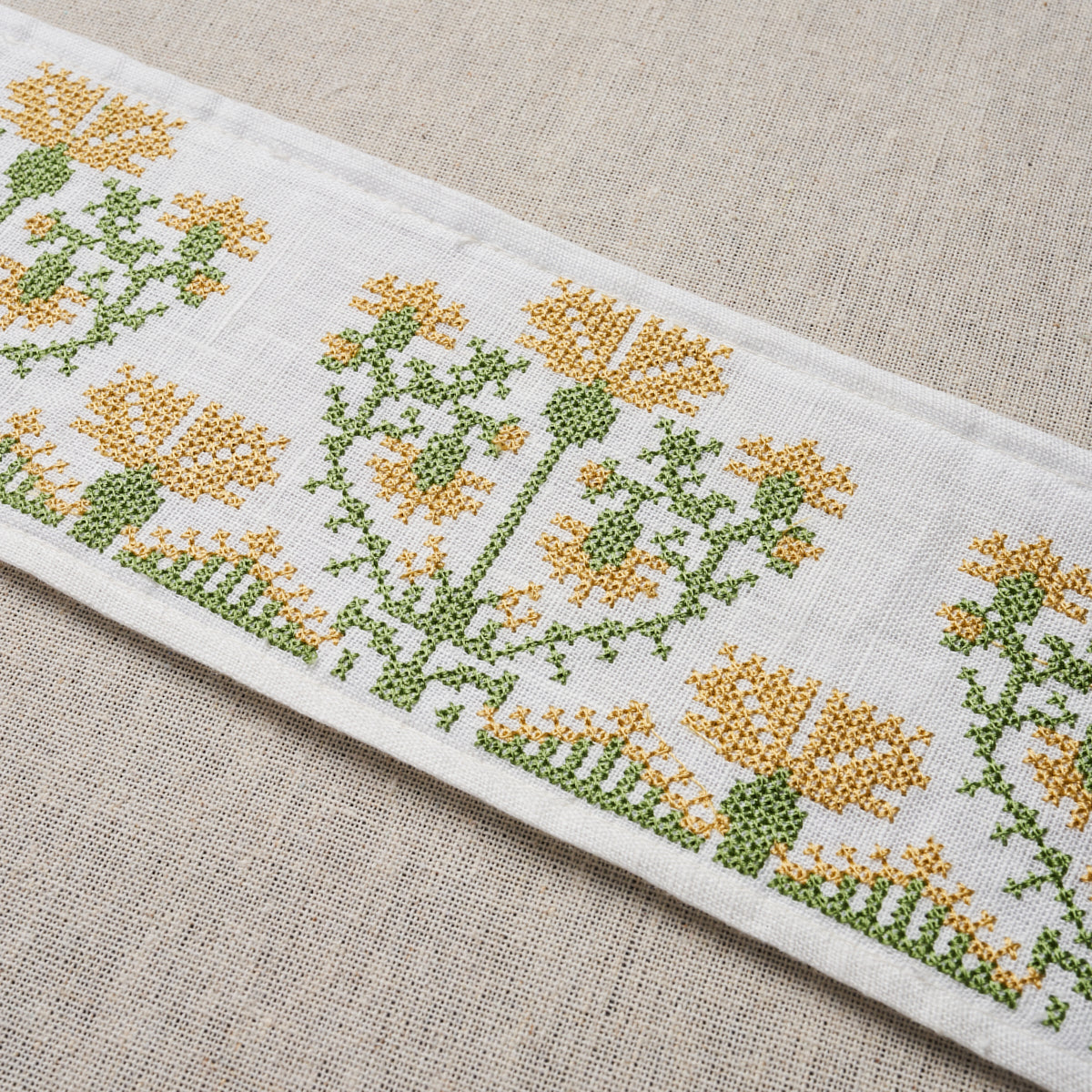 CUSTIS EMBROIDERED TAPE | Marigold