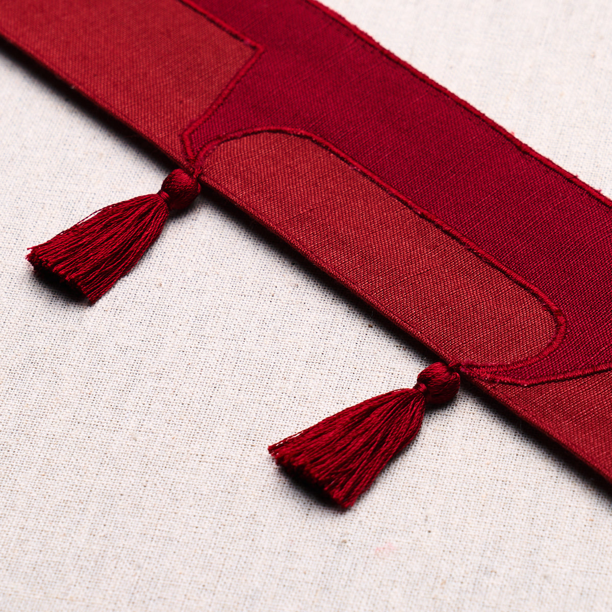 PAGODA TRIM | Red