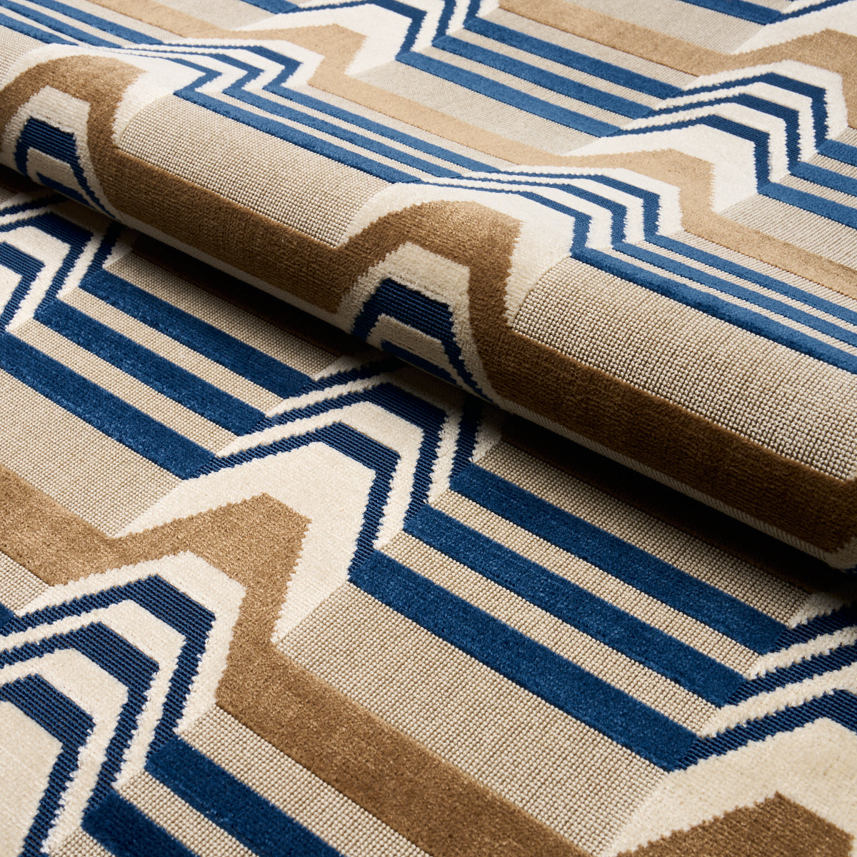 ALDO VELVET | Cadet & Camel