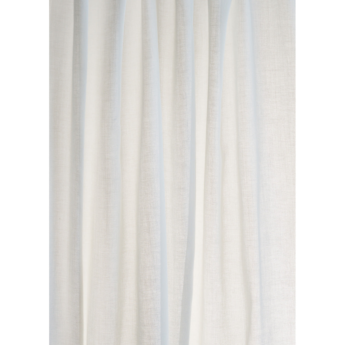 SUMMIT SHEER | White