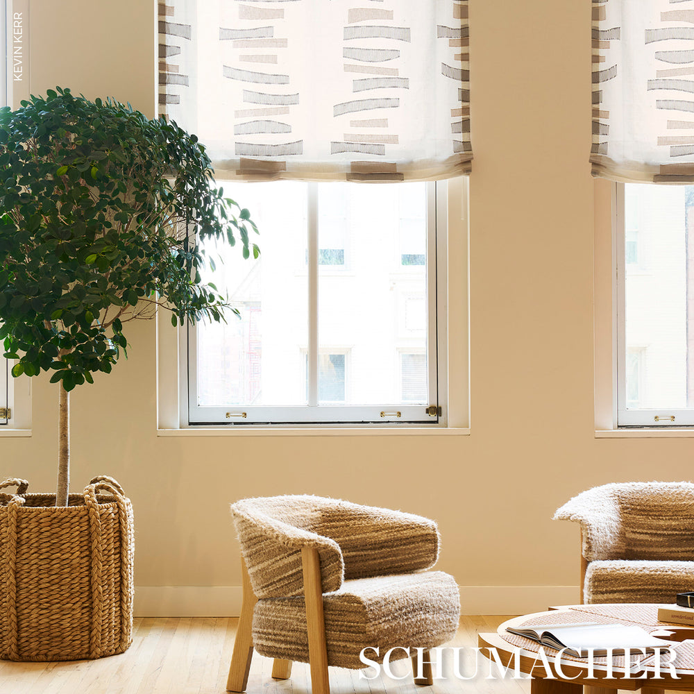 JENSEN SHEER | Brown