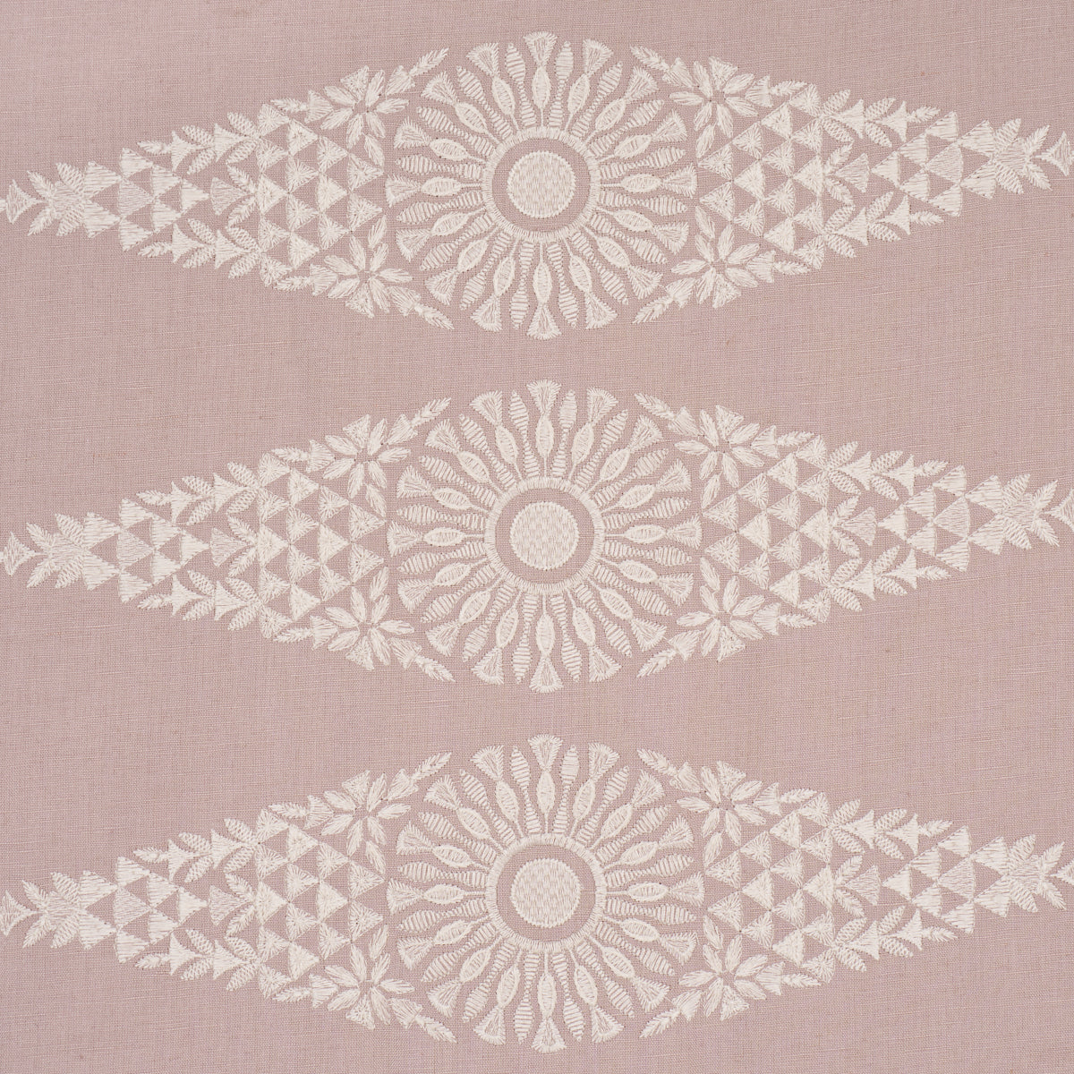 TASMIN EMBROIDERY | French Lilac
