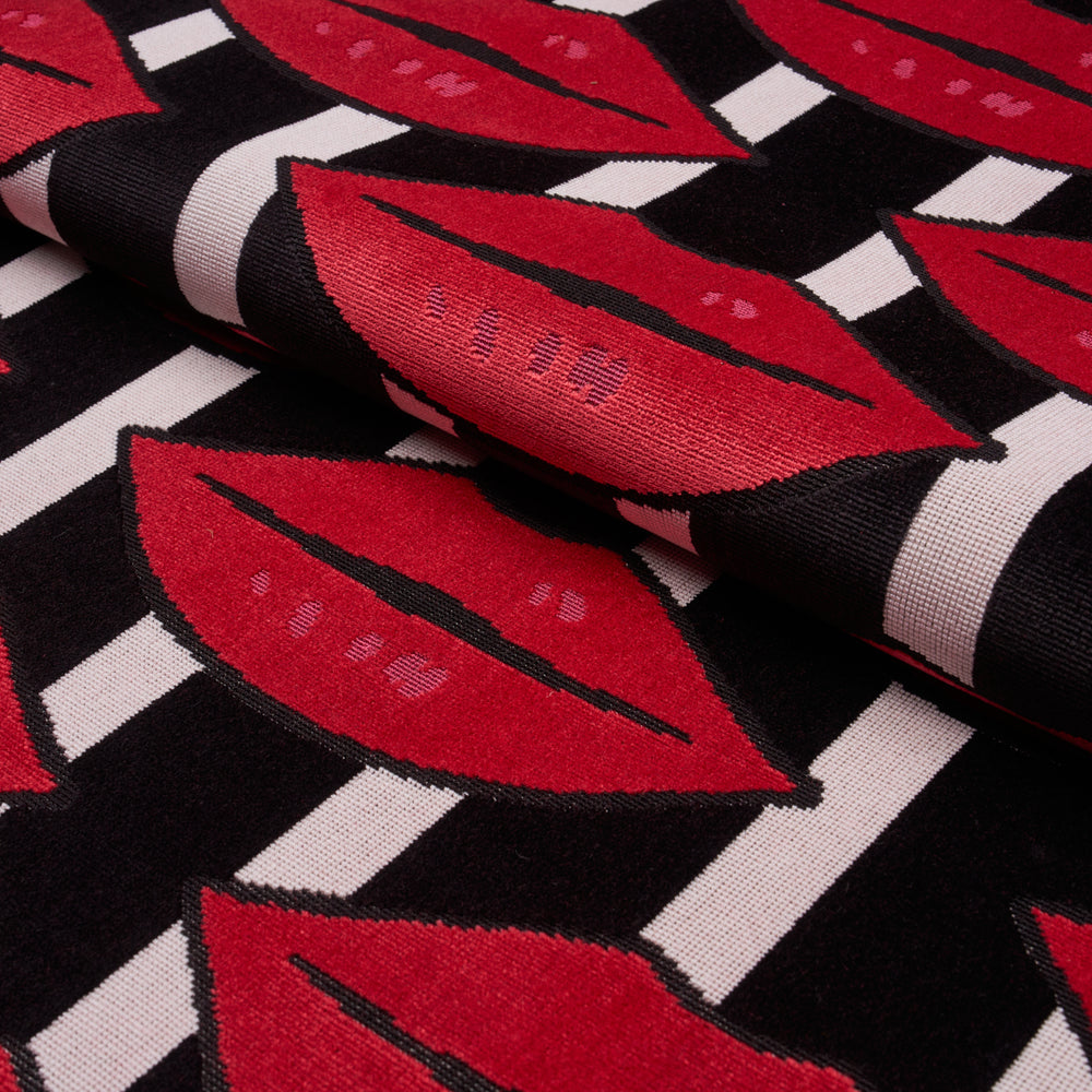 AMUSE BOUCHE | Lipstick Red