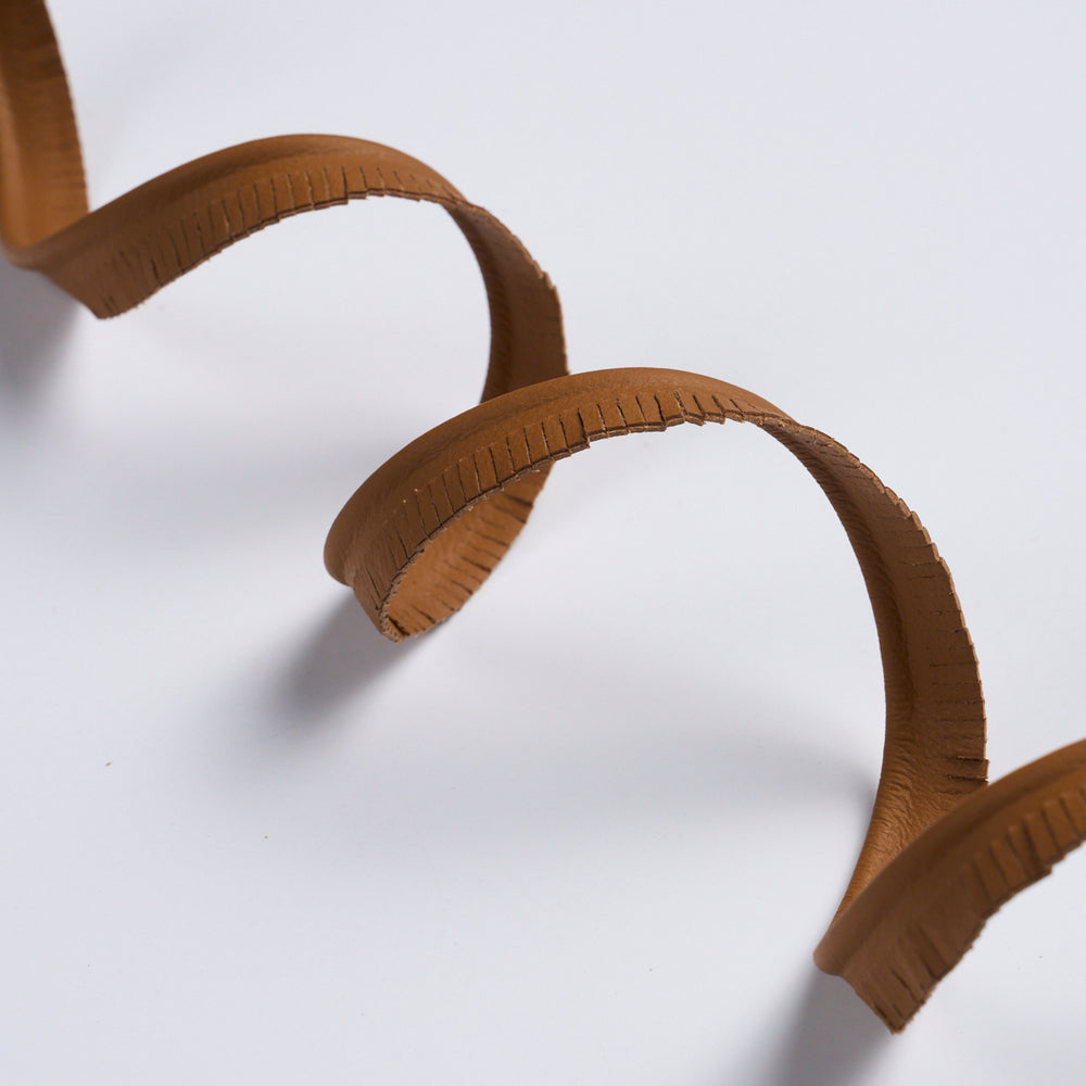 BURNHAM NARROW LEATHER PIPING | Camel