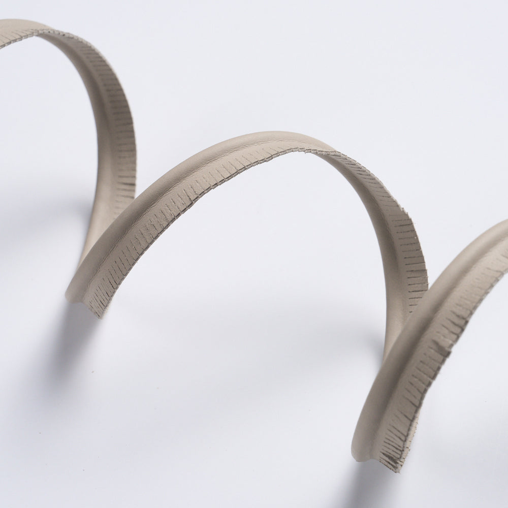 BURNHAM MEDIUM LEATHER PIPING | Grey