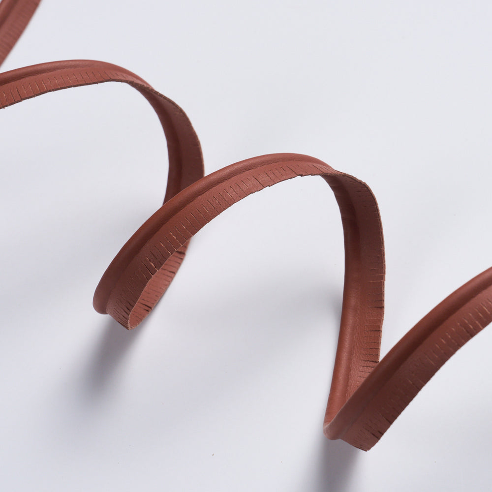 BURNHAM MEDIUM LEATHER PIPING | Rust