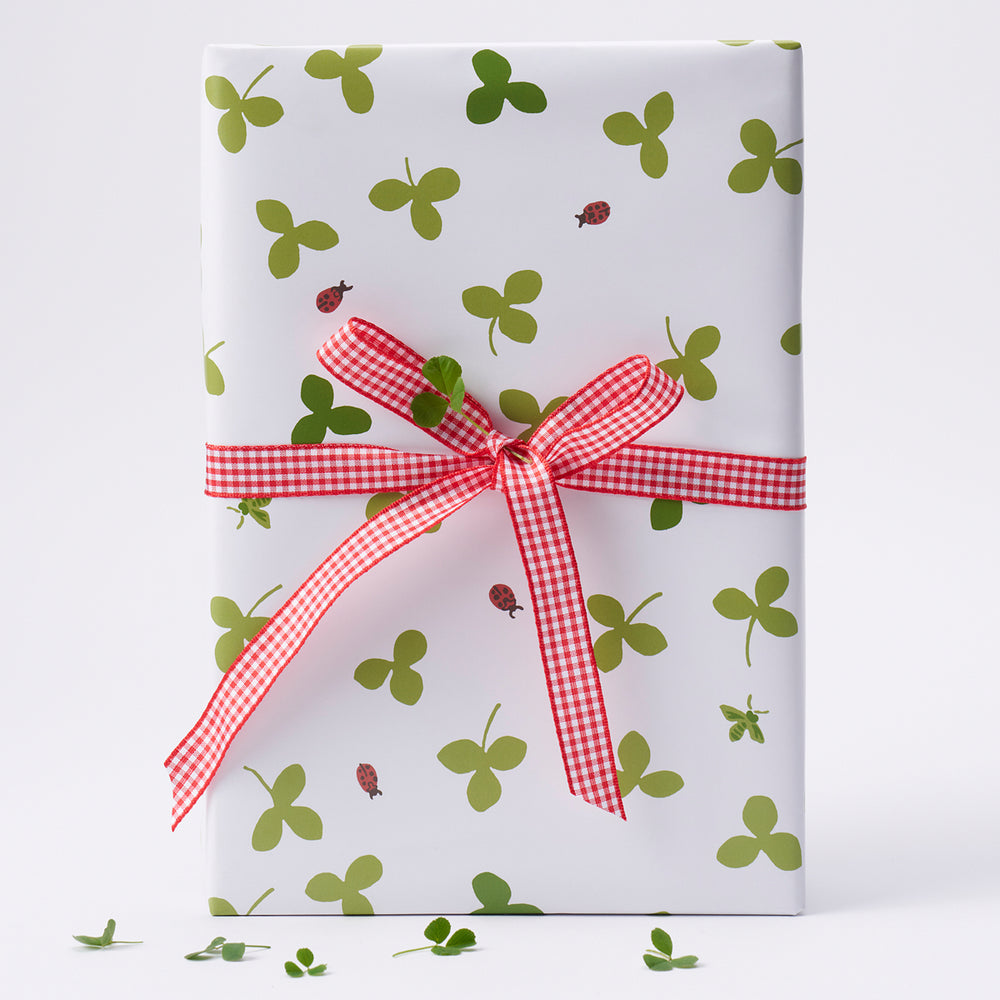 Celia Clover Wrapping Paper | Ivory