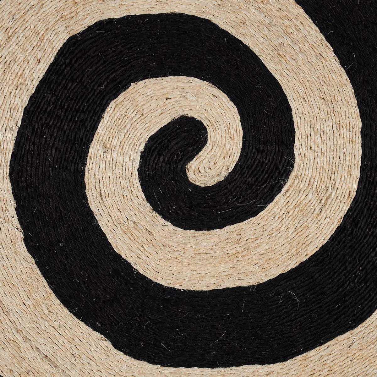 Caracol Rug | Black & Natural