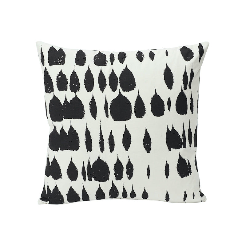 Queen of Spain Pillow | BLACK