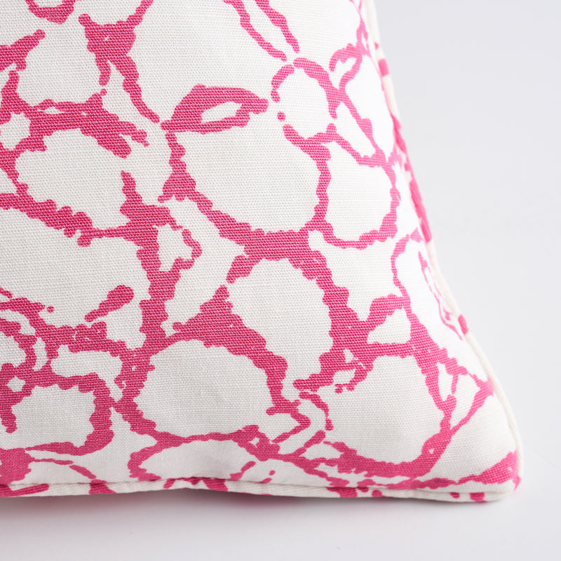 Sidonie Pillow | Magenta