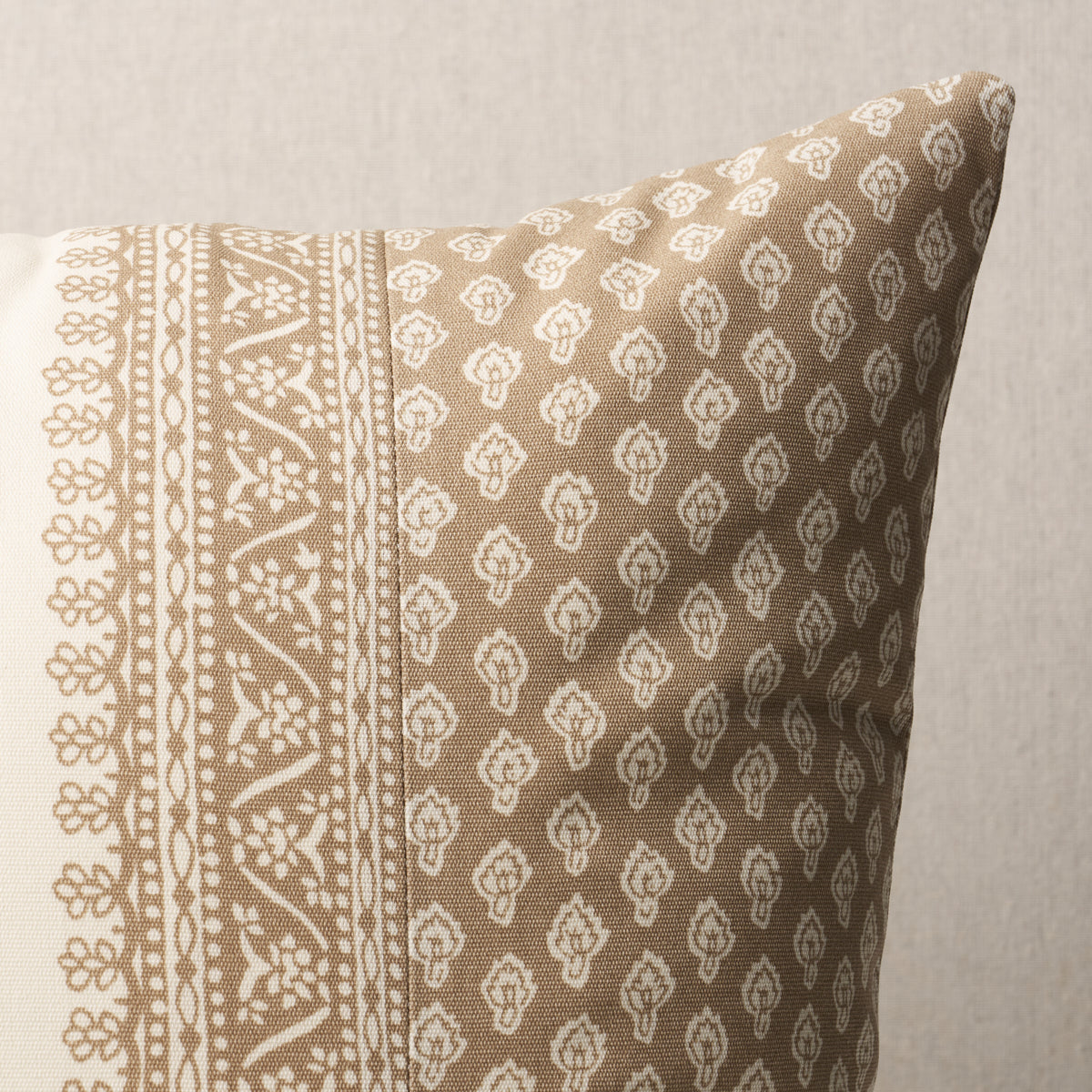 Hyacinth I/O Pillow | Neutral