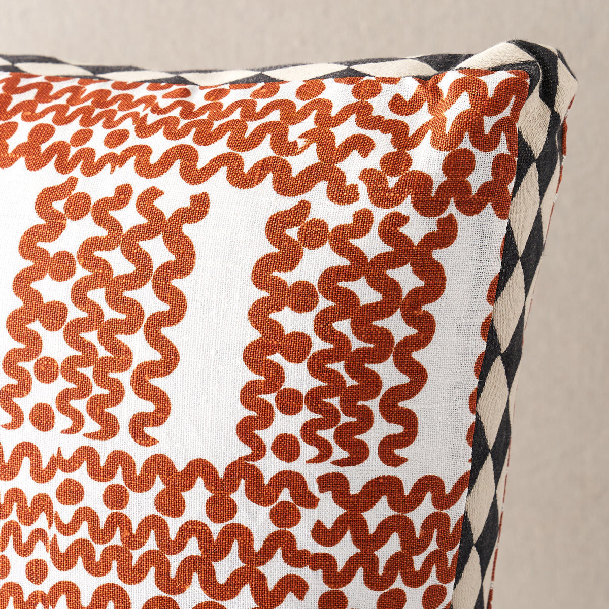 Rockpool Pillow | Nutmeg