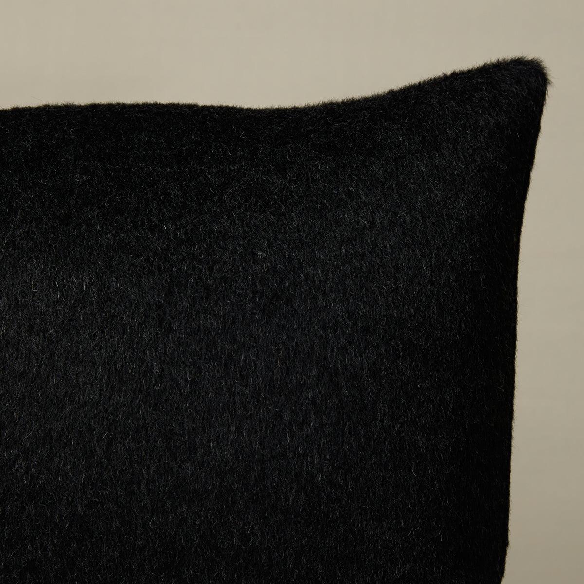 Dixon Mohair Pillow | Carbon