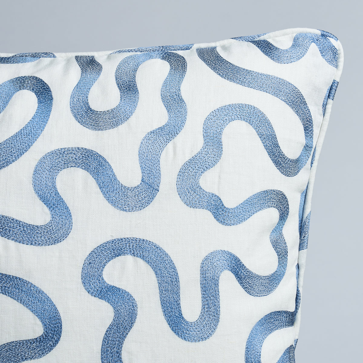 Riley Pillow | Navy on Ivory
