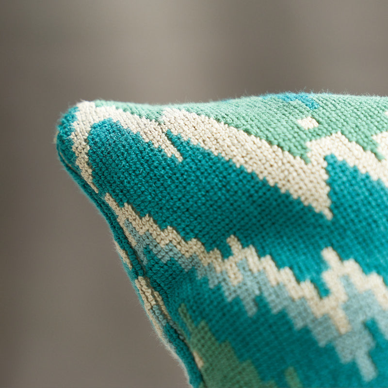 Tauride Épinglé Pillow | Peacock